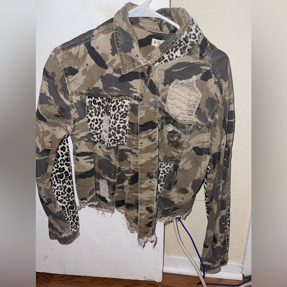 Camouflage/Cheetah Jean Jacket - Picture 2 of 2